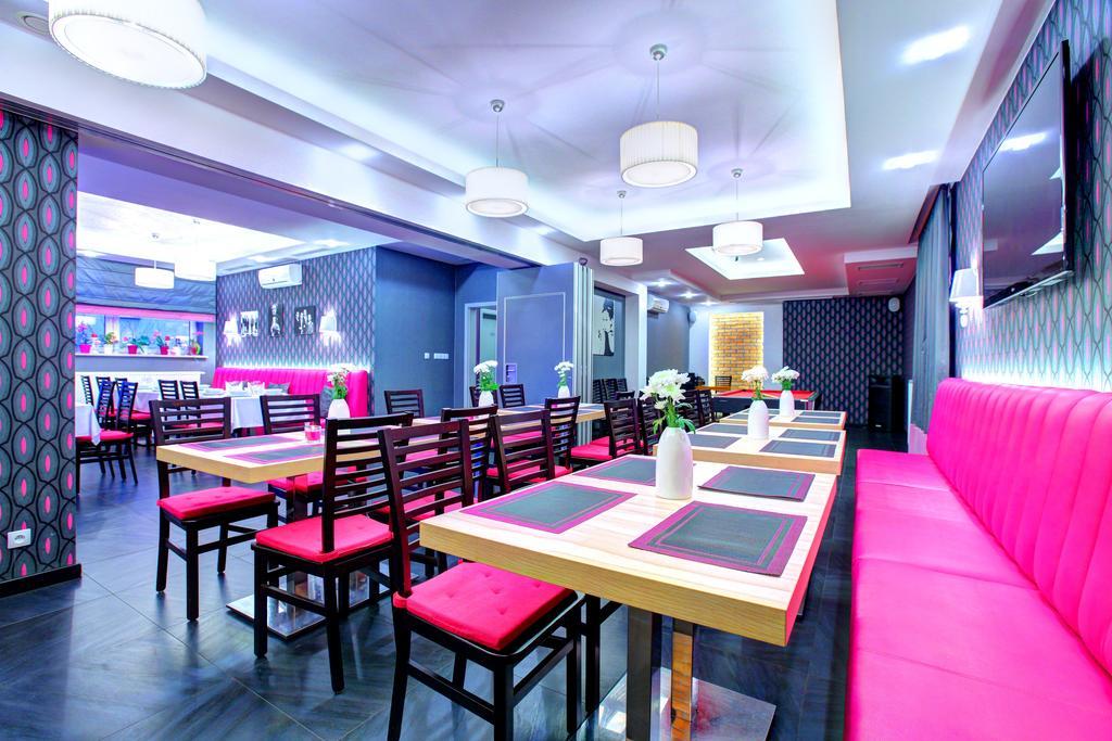 Hostel Evotel Зельонка Екстер'єр фото