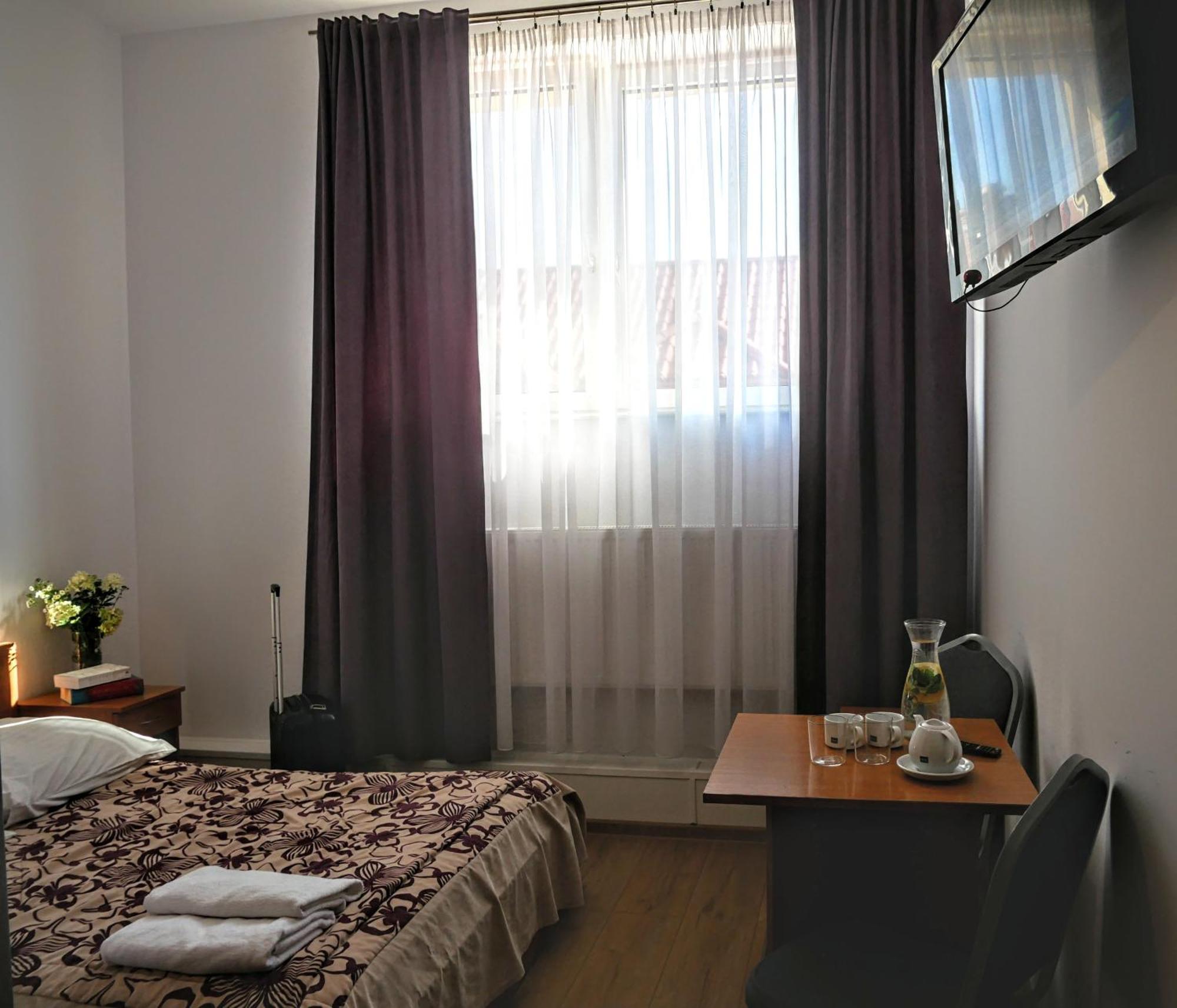 Hostel Evotel Зельонка Екстер'єр фото
