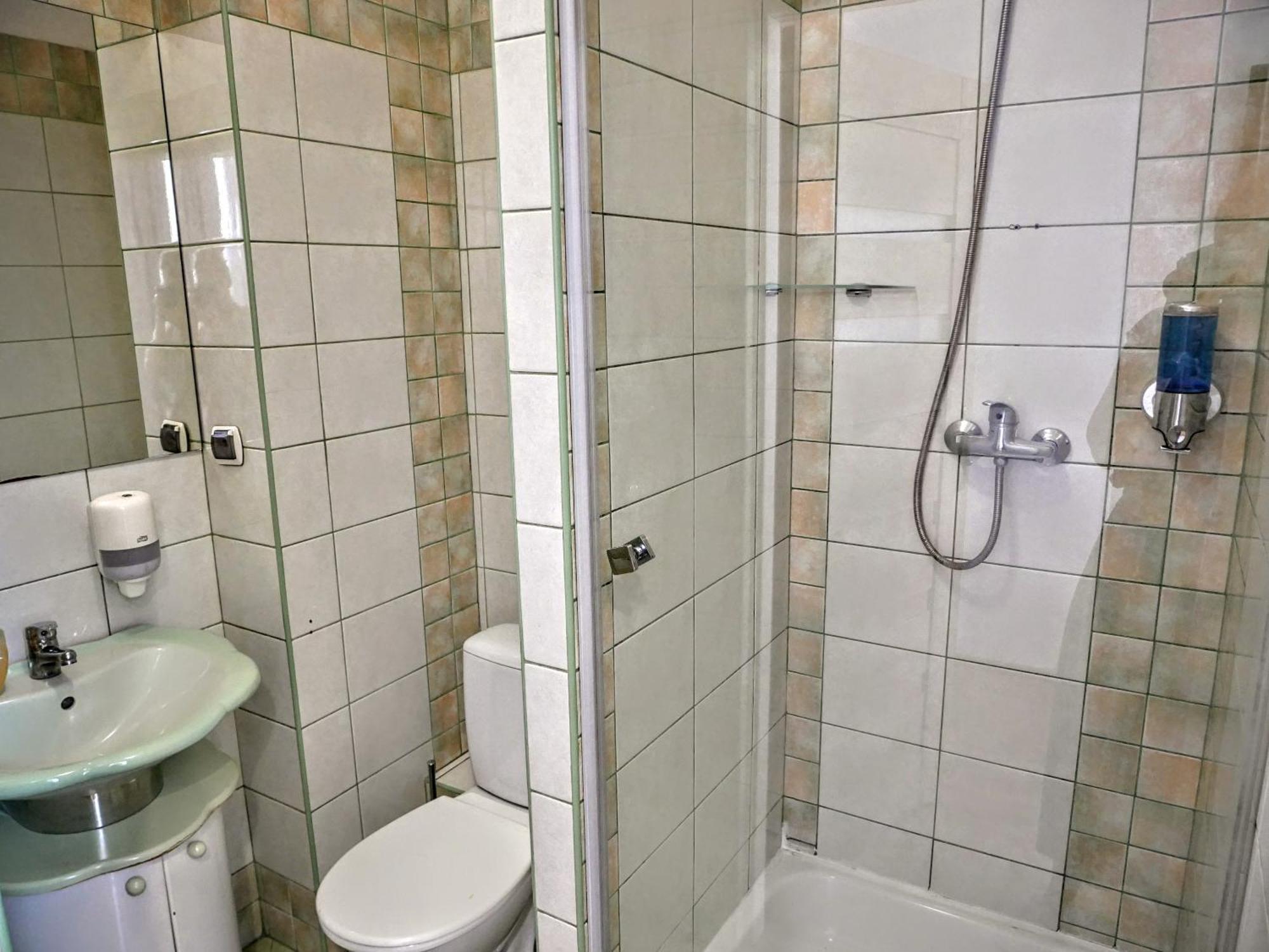 Hostel Evotel Зельонка Екстер'єр фото